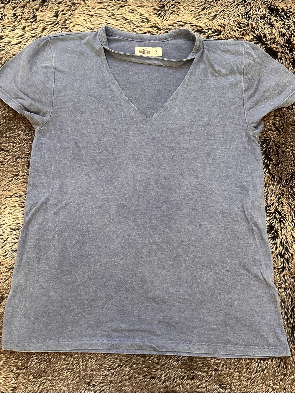 Hollister Women's V-Neck Short Sleeve Tee in Heather Blue-Gray